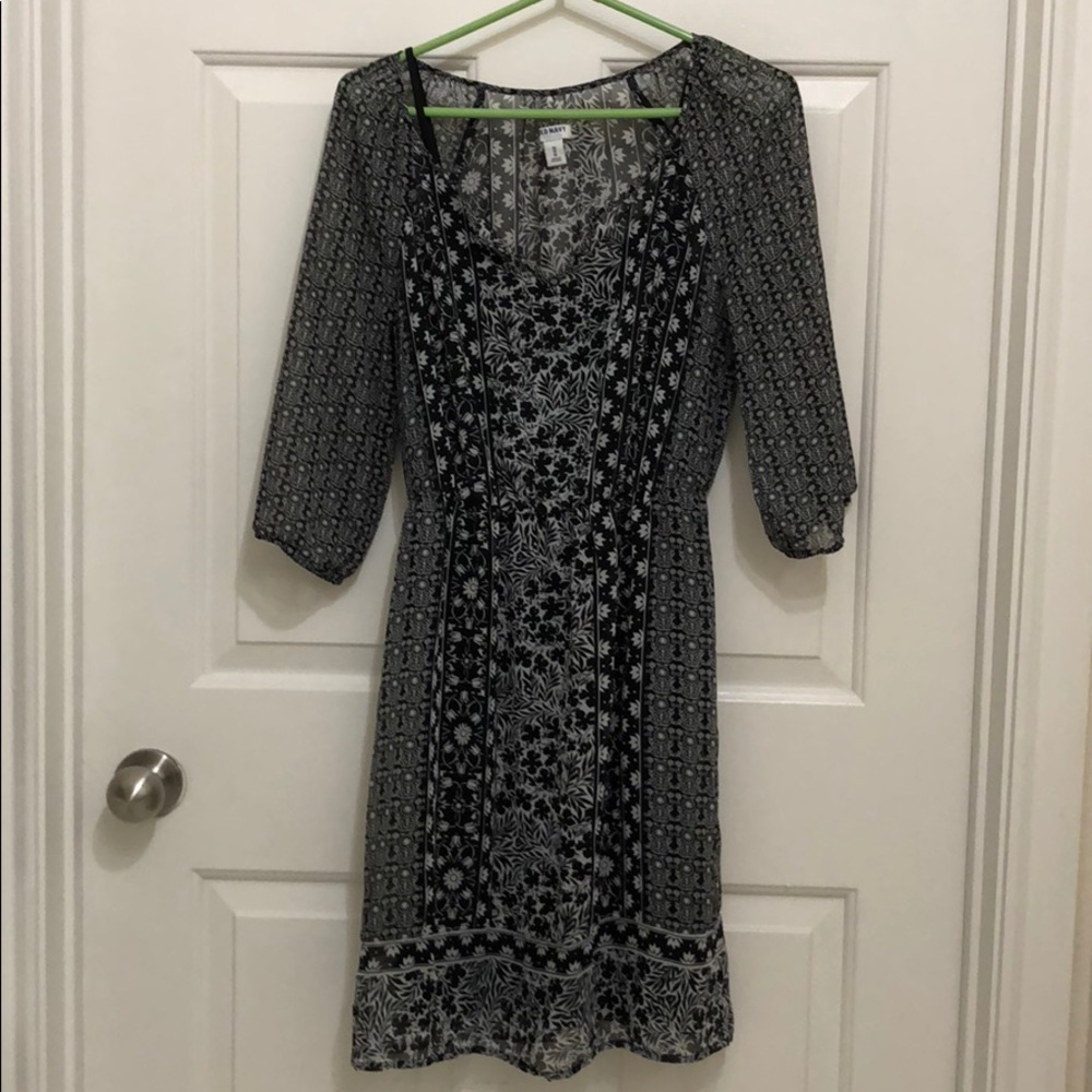 Old Navy Black and White Floral Dress